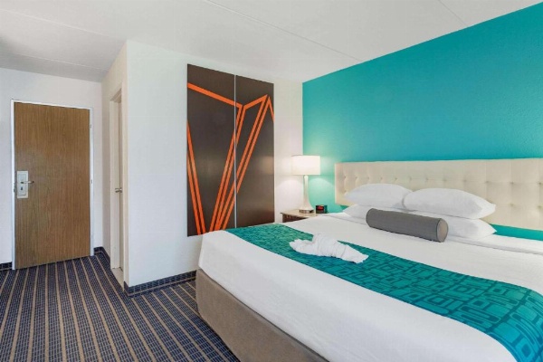 Howard Johnson by Wyndham Bangor image 13